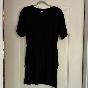 Black Short Sleeve Dress